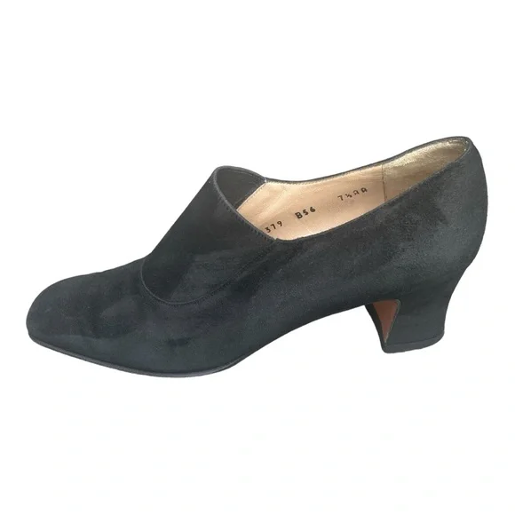 Salvatore Ferragamo Black Suede vintage Shoes size 7.5AA (narrow) - Picture 4 of 11